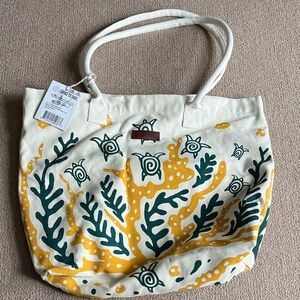 Elegant Canvas Tote with Green and Yellow Pattern
